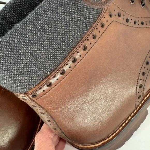 Warfield & Grand Brown Chukka Boots for Comfort and Style - Picture 12 of 16